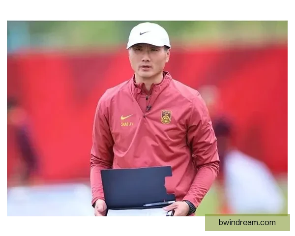 胆识过人显魄力邵佳一或启用四新星热身赛三强敌来袭全是硬仗考验升级